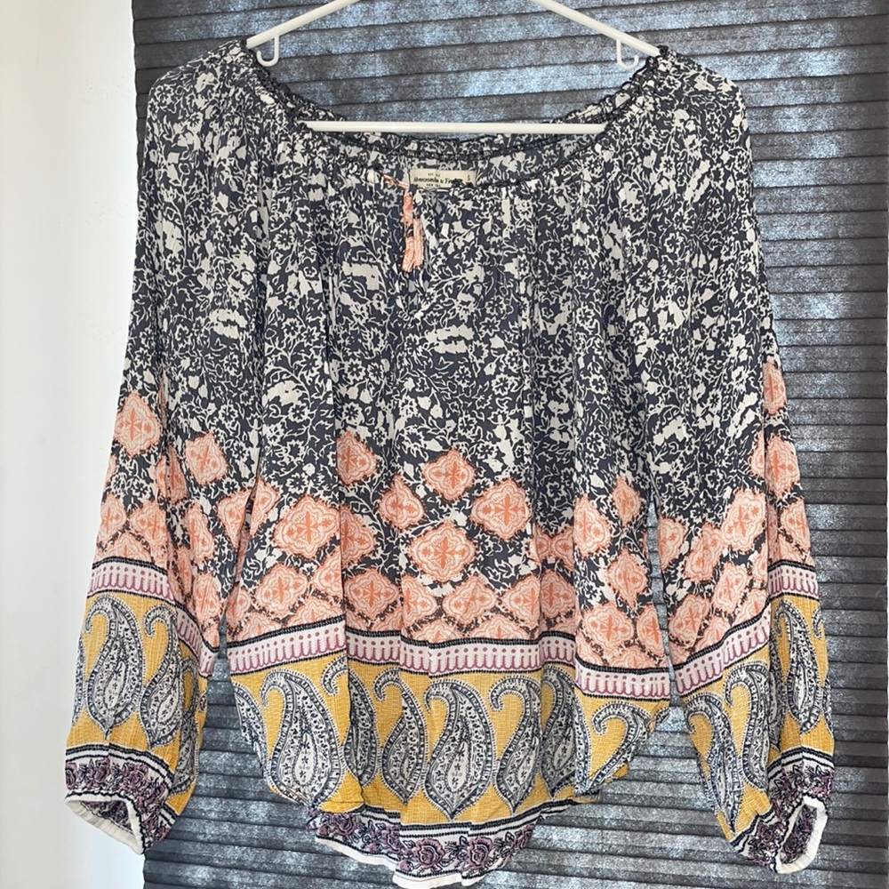 Abercrombie and Fitch off the shoulder top